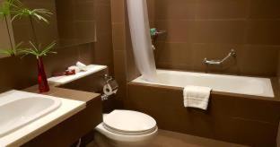 Ermita Night District Hotel | Riviera Mansion Hotel