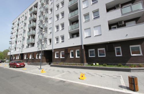 Novi Beograd Apartment | Riviera New Belgrade apartment, parking 5 eur per day