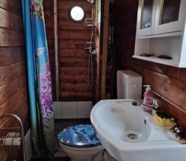 Vahrenwald Boat Rental | Rizal