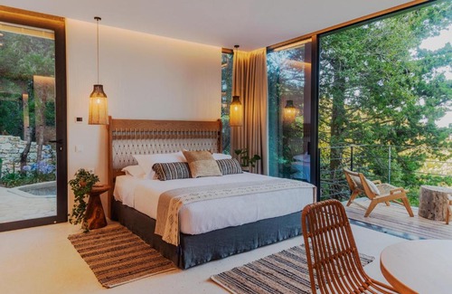 Nisaki Villa | Rizes Sea View Suite