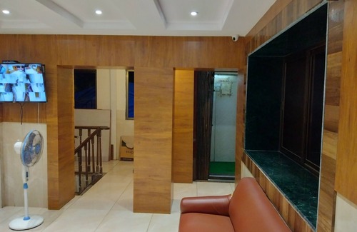 Girgaon Hotel | RK Hotel