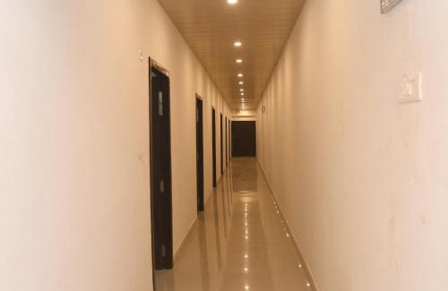 Gonda Hotel | RK Lawns