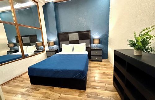 La Condesa Hotel | RMS Hostal - Condesa