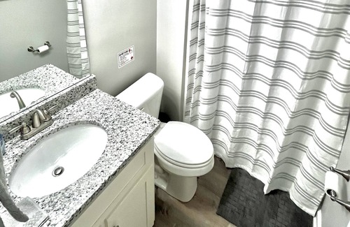 Braselton Condo | Road Atlanta private guesthouse