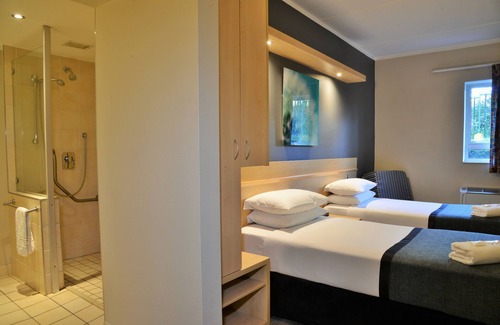 Greater Johannesburg Metropolitan Area Hotel | Road Lodge Rivonia
