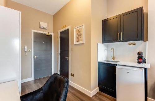 Seven Sisters Apartment | Roam & Recharge Your Perfect and Stylish City Studio