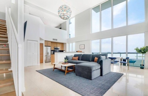 North Bay Village House | Roami at The Current | Group Friendly |6 Bed Combo