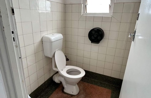 Adelaide Central Business District Cabin | Rob Roy Hotel Room 8