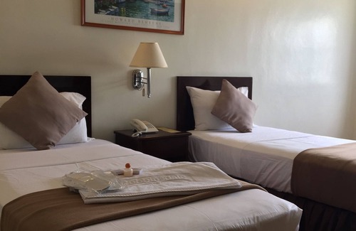 Dona Imelda Hotel | Robbinsdale Residences
