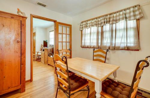 Robbinsville House | Robbinsville Retreat - Creekside Home with Deck!