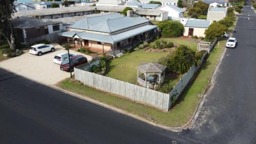 Waterhouse Bed & Breakfast | Robe House Heritage Accommodation