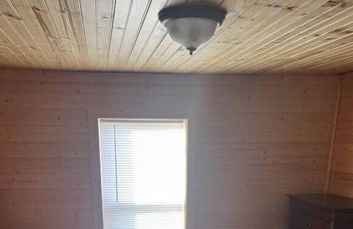 Petros House | Roberts Retreat to Windrock