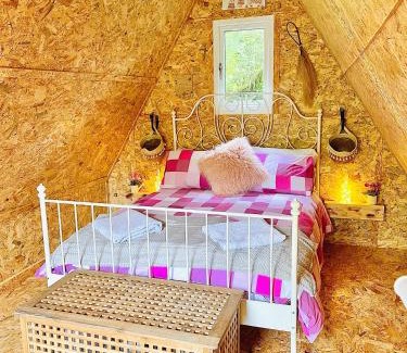 Carmarthen Other | Robin Goch Retreat
