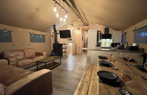 Tenby RV Rental | Robin Hood Safari Tent