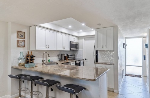 Butler Beach Condo | Robin's Nest at Island House G234