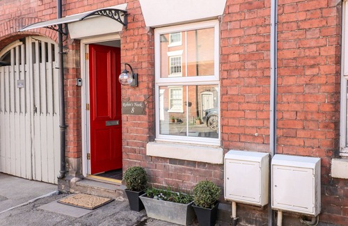 Ashbourne Cottage | ROBIN'S NOOK, pet friendly, character holiday cottage in Ashbourne