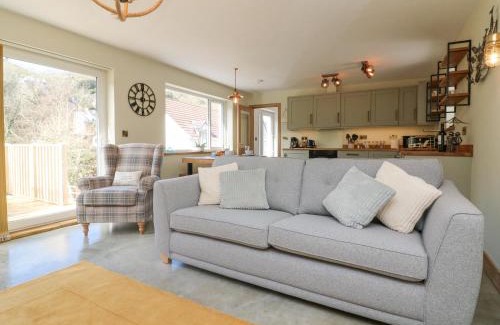 Hele House | Robins Downs