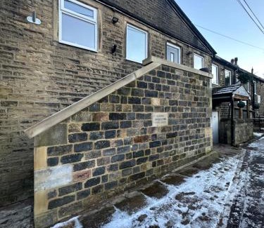 Rishworth Apartment | Robins Mill