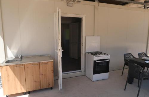 Cara House | Robinson olive tree huts