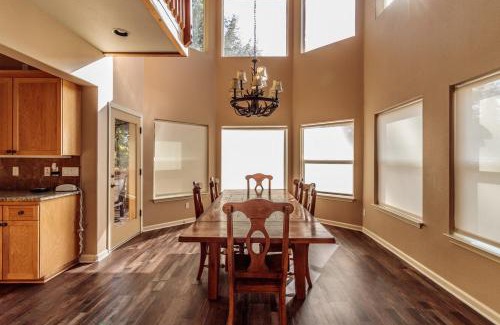 Bass Lake House | Robinson Shoreline House