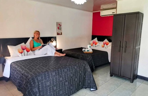 Puerto Viejo de Talamanca House | Roca Mar Puerto Viejo