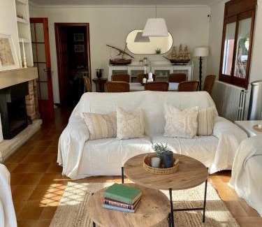 Mont-Ras House | Rocaclara