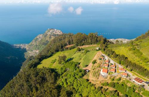 Calheta House | Rochão Village by Rent2U, Lda
