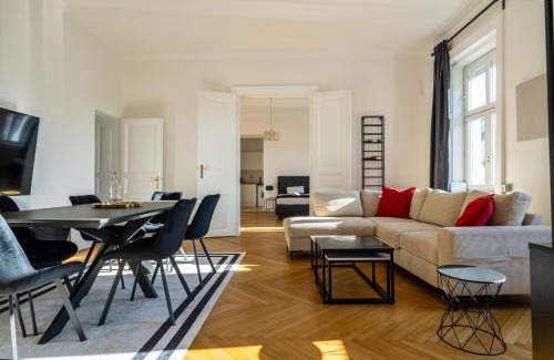 Weißgerber Apartment | Rochus Stylish Stays