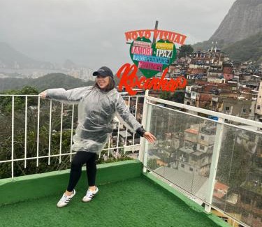Zona Sul Apartment | Rocinha Favela Tour