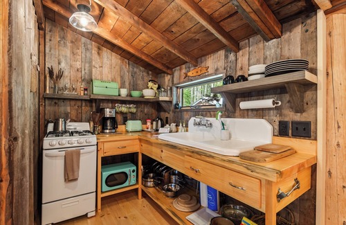 Rangeley Cottage | Rock Camp - Exquisite cottages on Mooselookmeguntic Lake, just featured in Maine Homes magazine