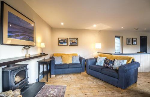 Fishguard House | Rock Cottage - 3 Bedroom Holiday Home - Fishguard