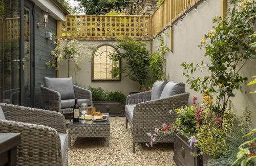 Minchinhampton House | Rock Cottage