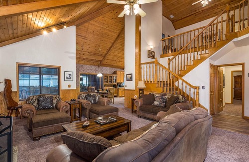 Fish Camp House | Rock Front Lodge