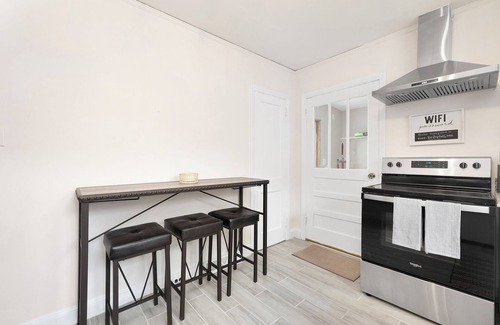 Rock Hill House | Rock Hill Family Bohemian Bungalow | Outdoor Living | Sleeps 12! | Dog friendly!