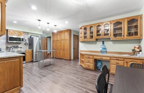 Johnson County Other | Rock House Retreat