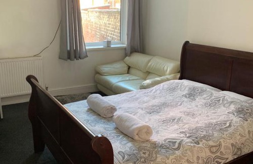 Birkenhead House | Rock Lane Stays