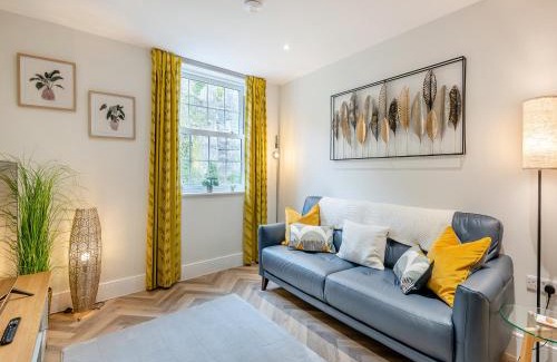 Stoney Middleton Apartment | Rock Mill 24