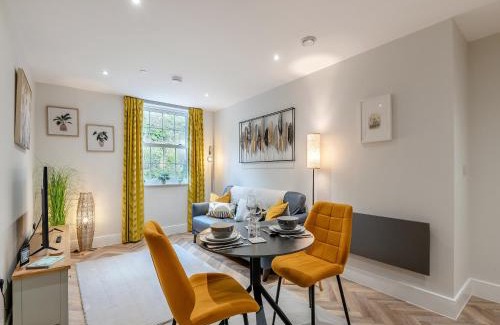 Stoney Middleton Apartment | Rock Mill 24