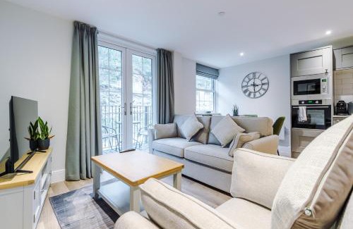 Stoney Middleton Apartment | Rock Mill - Deluxe Holiday Apartments