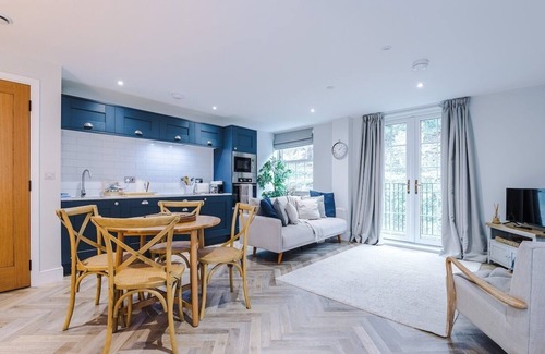 Stoney Middleton Apartment | Rock Mill | Superior 2-Bedroom Apartment