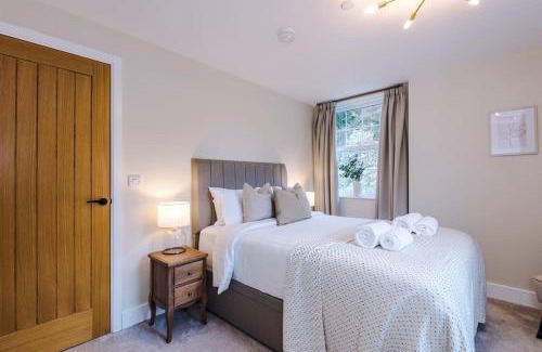 Stoney Middleton Apartment | Rock Mill - Superior 2-Bedroom Apartment