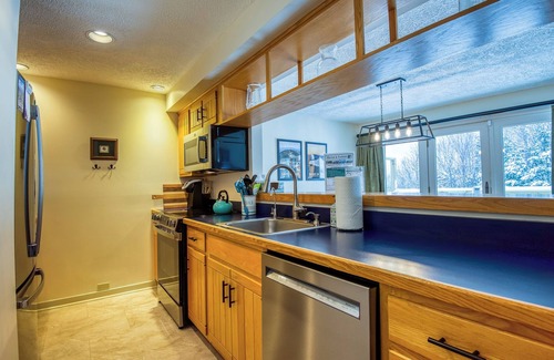 Rangeley Condo | Rock Pond Condo 32 - Large ski in ski out condo for the whole family