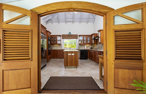 Mount Brevitor House | Rock Ridge, Gibbs, St. Peter