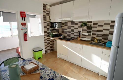 Costa de Caparica Apartment | Rock’s Beach Spot Front