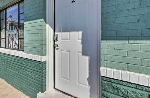 Rockaway Beach Apartment | Rockaway Beach Studio ~ 11 Mi to The Strip!