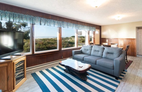 Rockaway Beach House | Rockaway Beachhouse