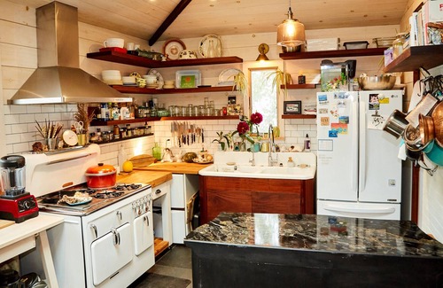 Queens House | Rockaway Retreat House