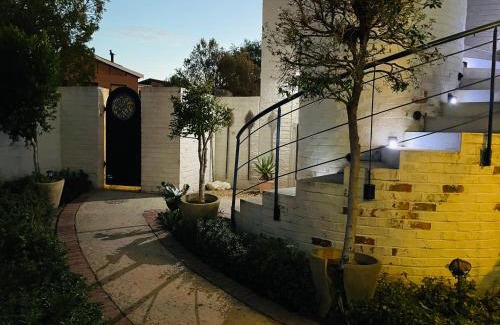 Stellenbosch Bed & Breakfast | Rocket Room