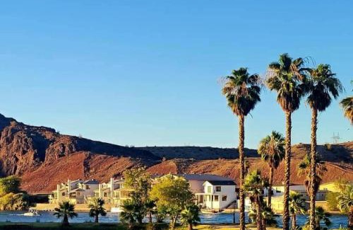 Parker Dam House | Rockin-River House