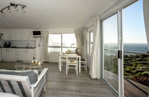 Simon's Town Bed & Breakfast | Rocklands Bed and Breakfast